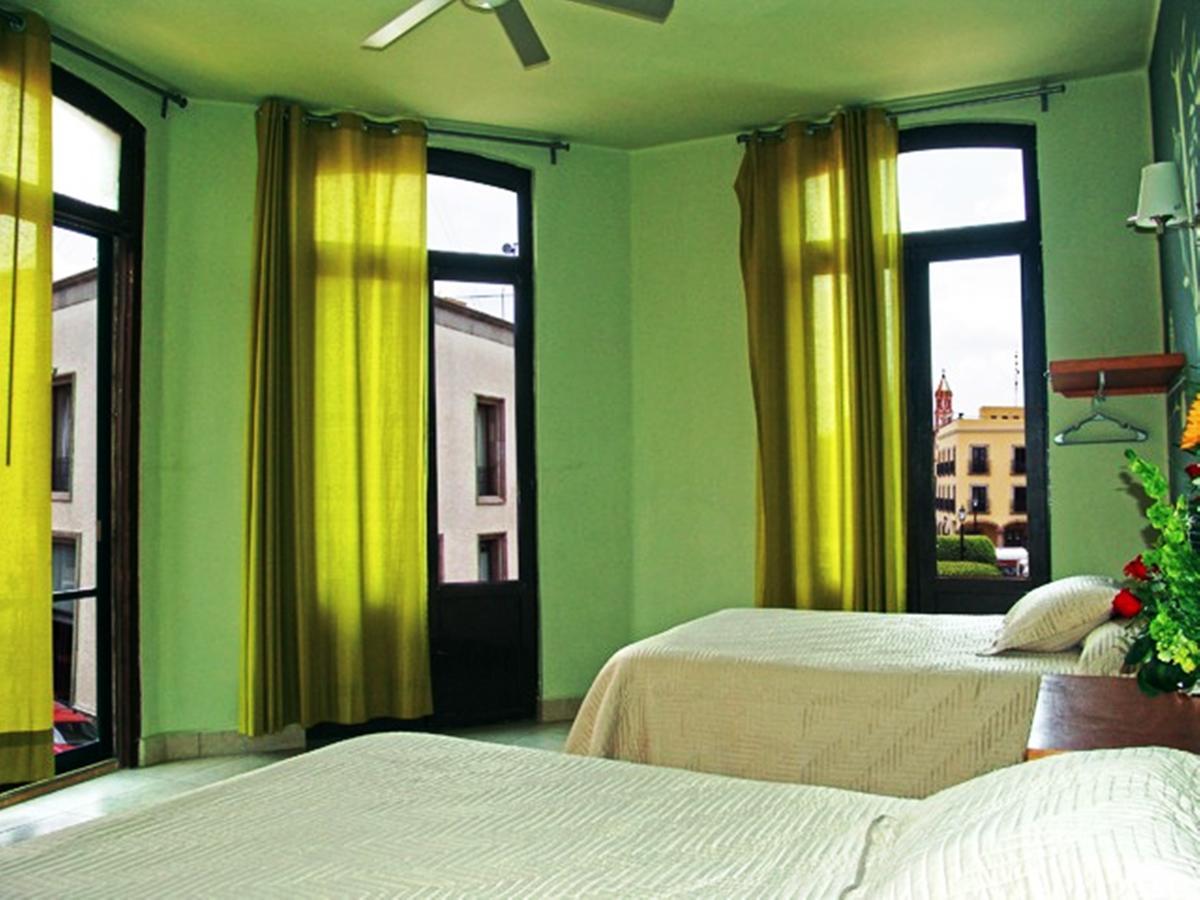 Hotel Plaza קרטרו מראה חיצוני תמונה